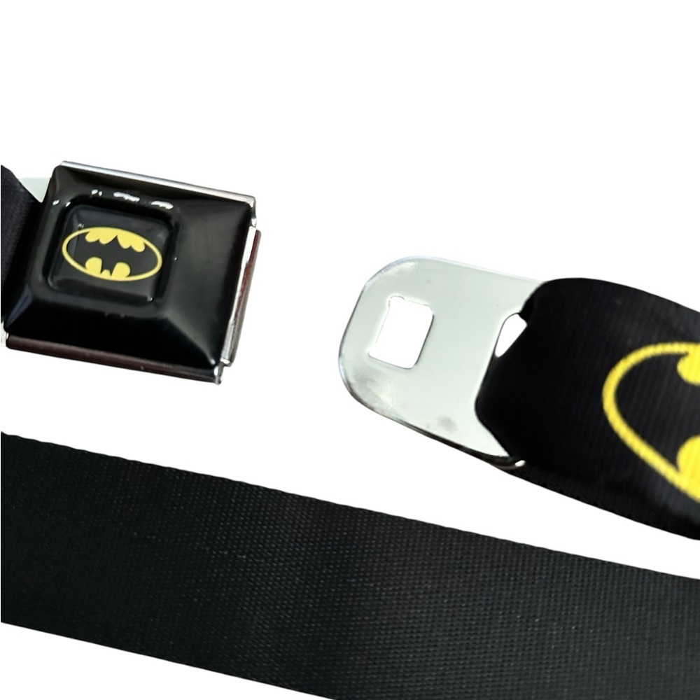 Buckle-Down Black and Yellow Batman Belt - Picture 3 of 9